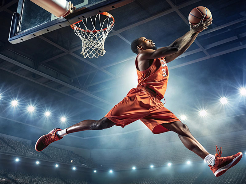 這身體天賦也是最頂尖那檔！當年霍華德在國際賽場是怎么打球的